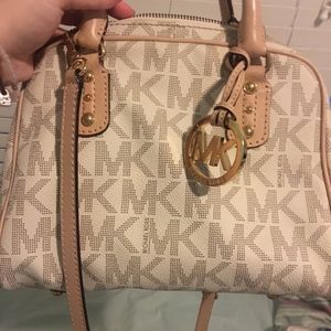 Micheal Kors crossbody or handbag